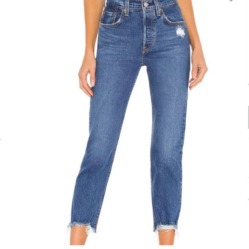Levi's 501 Crop - 26 x 28        (#80)